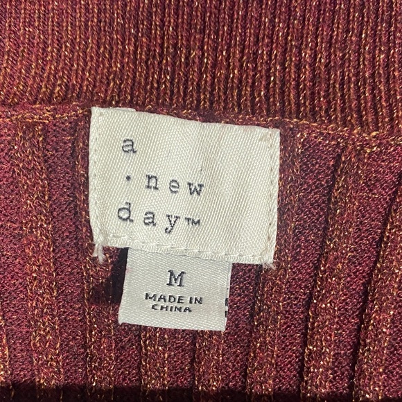 A New Day Metallic Ribbed Long Sleeve Sweater Rust Red Shimmer Knit Size M Top - Picture 2 of 10
